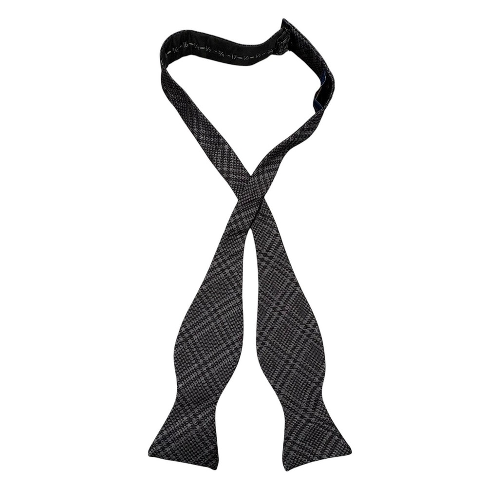 David Donahue 100% Silk Bow Tie Mens Black Gray Glen Plaid Striped USA NIB